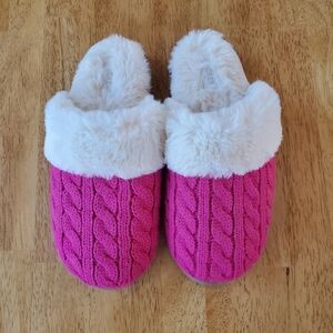 J Crew pink furry slippers house shoes size 7